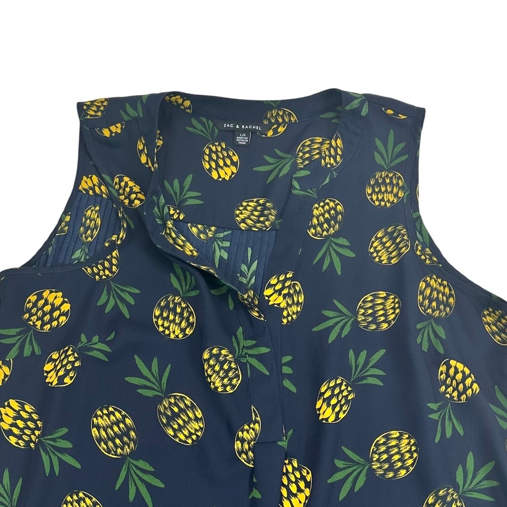 Zac & Rachel Navy Blue Pineapple Print Pleated Back Sleeveless Blouse Women's L - Picture 6 of 6
